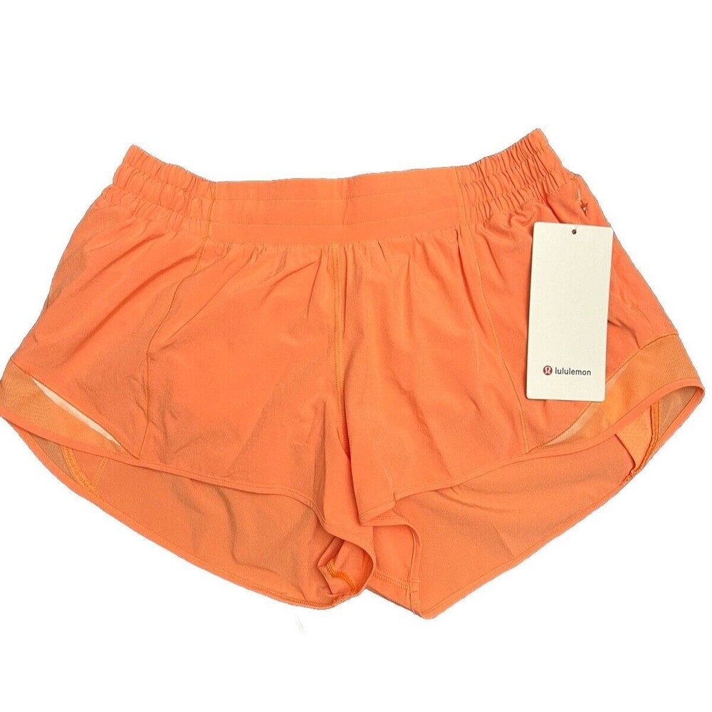 Lululemon Hotty Hot Low Rise Short 2.5” Lined Size 10 Coral Kiss CRLK New w/tag